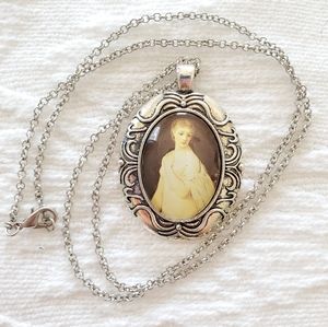 Handmade Antique Art Print Necklace Glass Oval Frame Lady Portrait